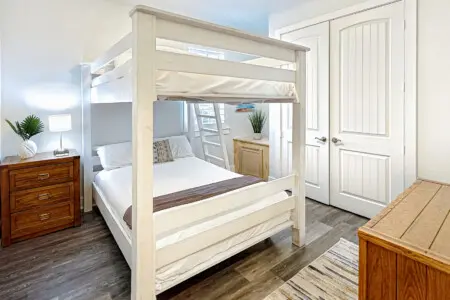 ad5ba984 f323 487a ba8c 4bb2a413c1de.jpg